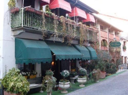 Una Franca Camere Di Charme Biella Bagian luar foto