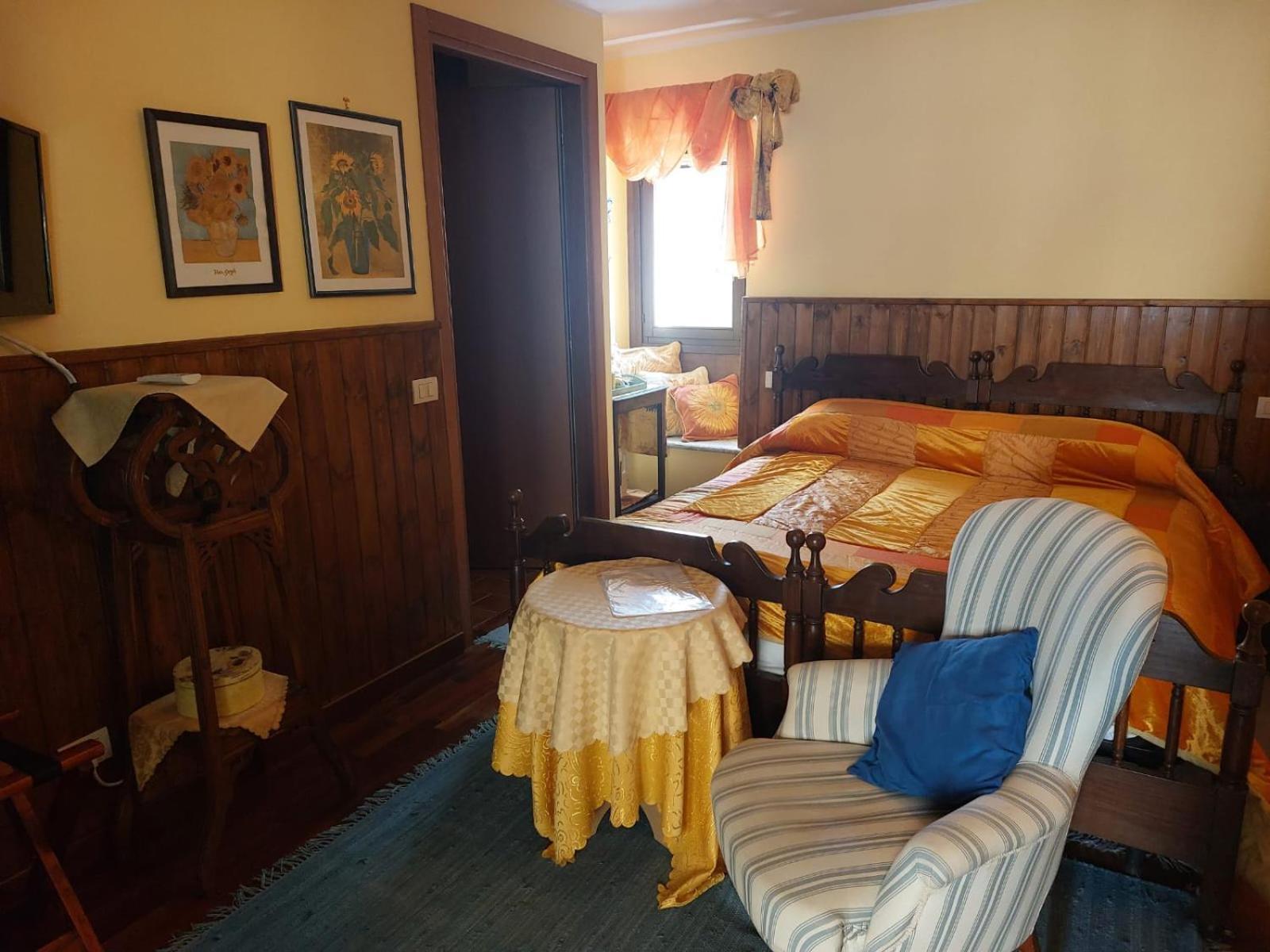 Una Franca Camere Di Charme Biella Bagian luar foto